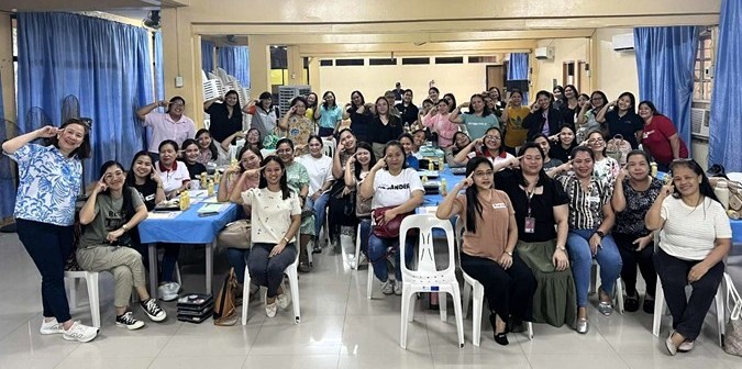 GROWING GREAT READERS: TRAINING FOR KINDERGARTEN AND GRADE ONE TEACHERS